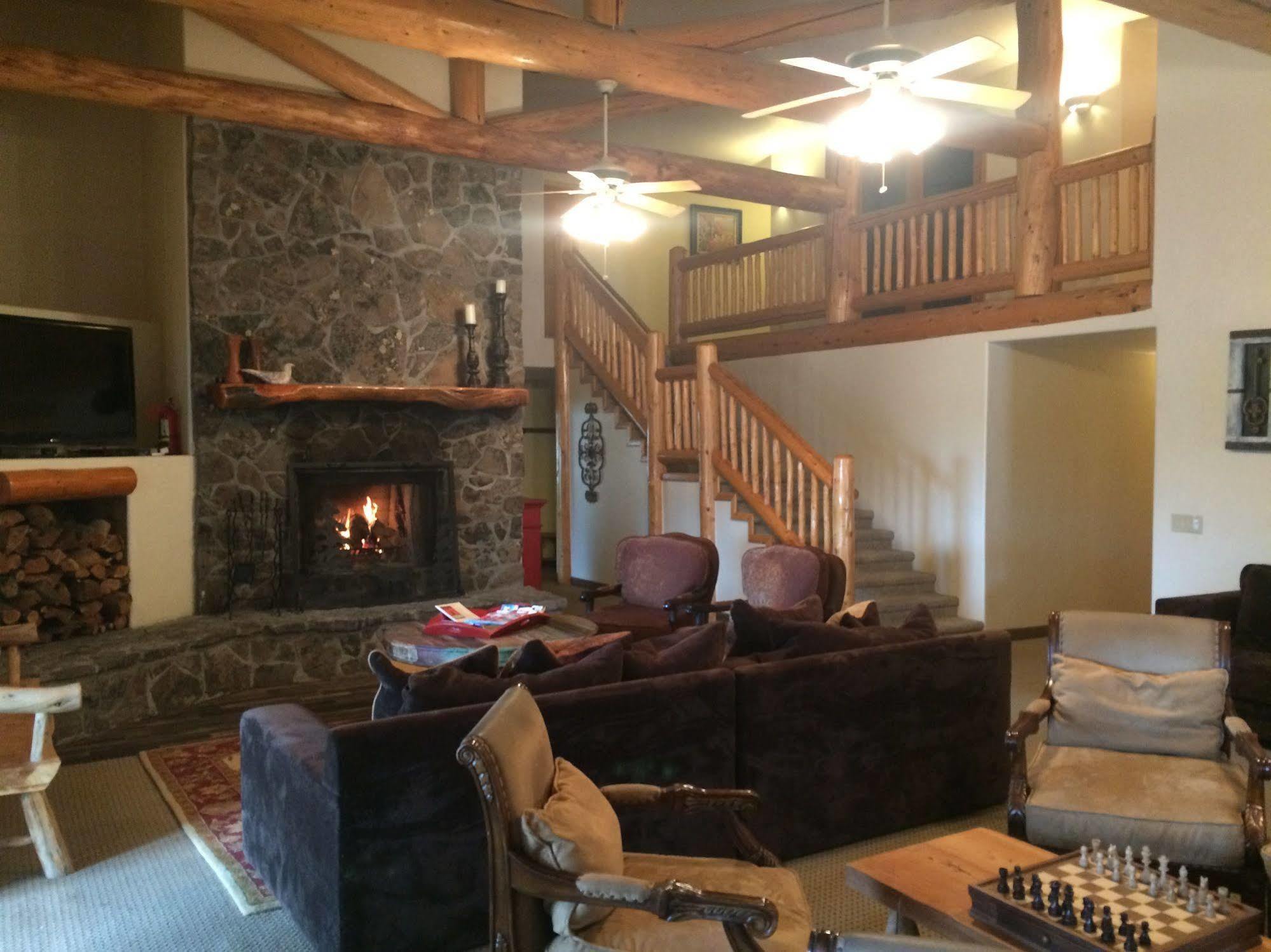 Greer Peaks Lodge Екстер'єр фото